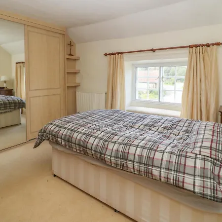 Rednal Holiday home